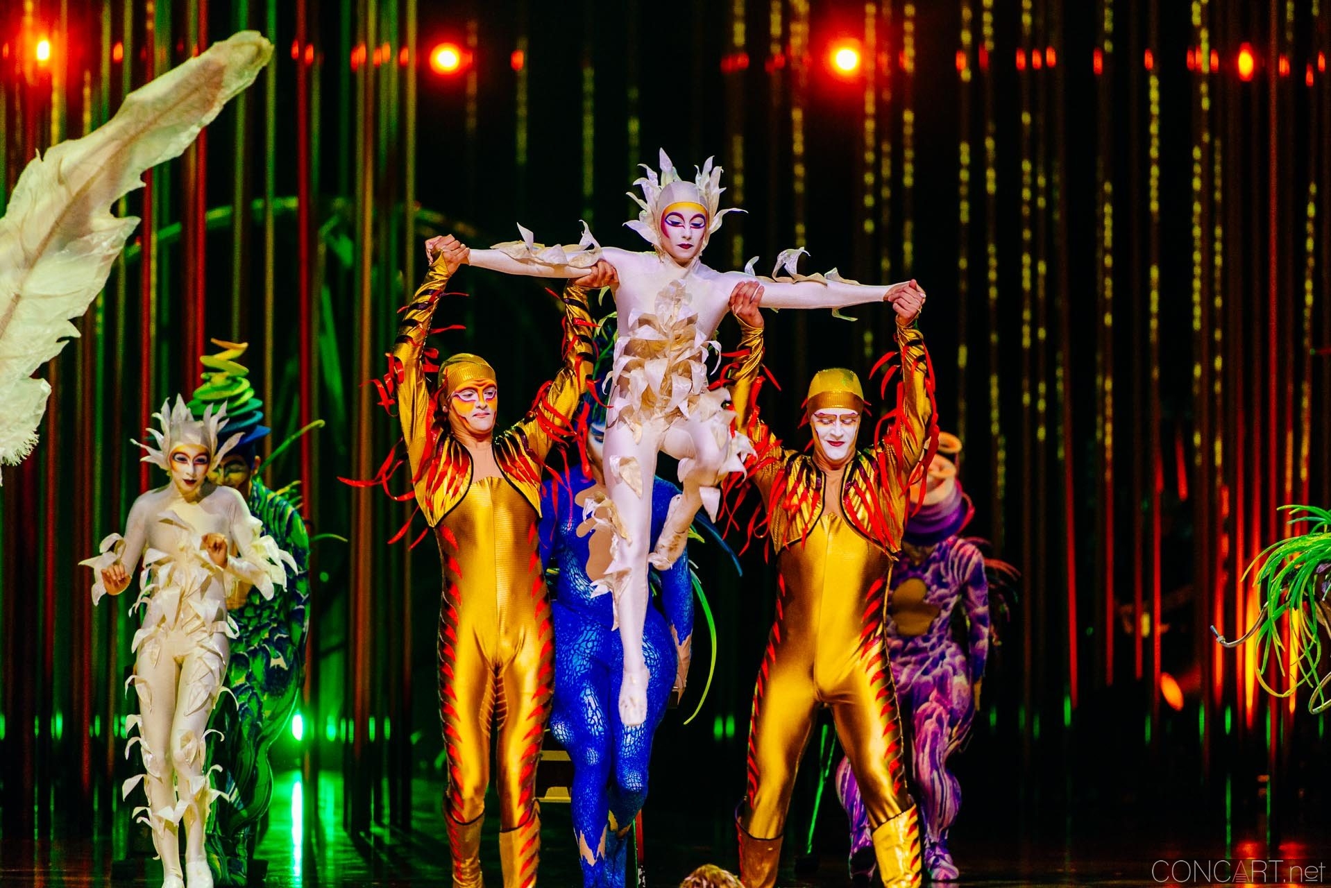 cirque_du_soleil_varekai_